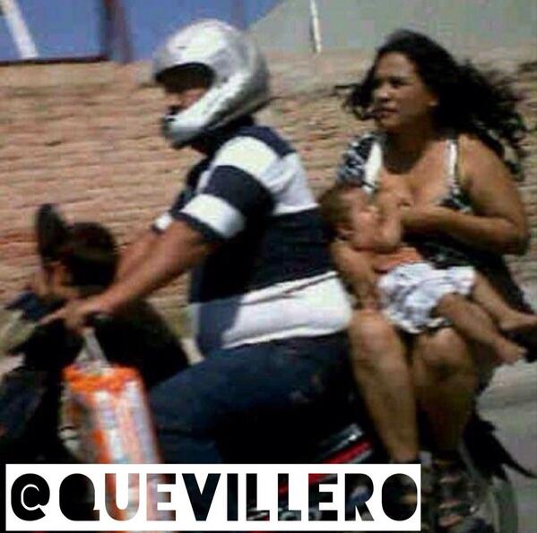 Quevillero's tweet photo. Darle la tetita en la motito #AhListoQueVillero http://t.co/lfV5A1sqeU