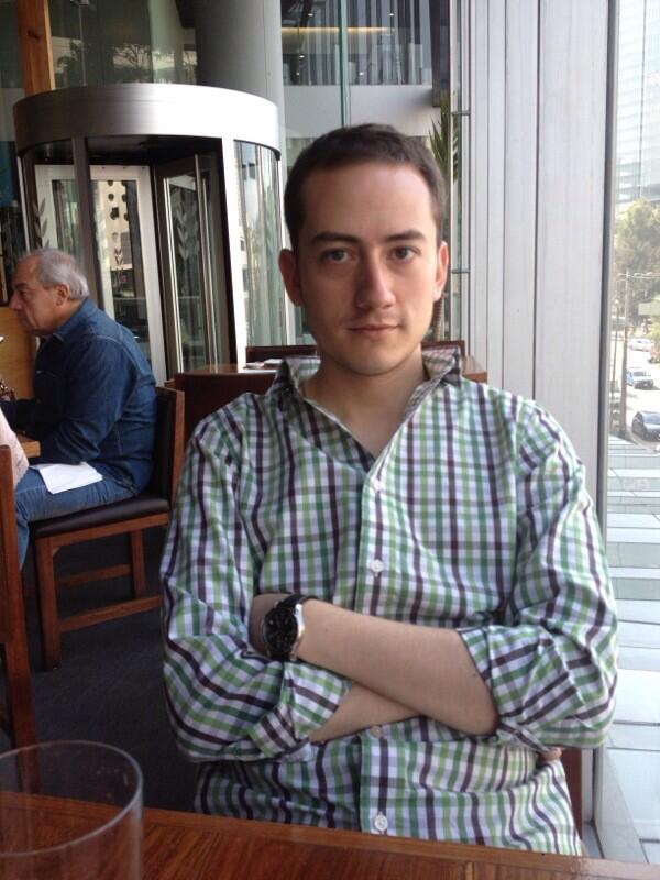 kdauajare's tweet photo. @alexgcabral te extrano http://t.co/Jf6PN8oIbO