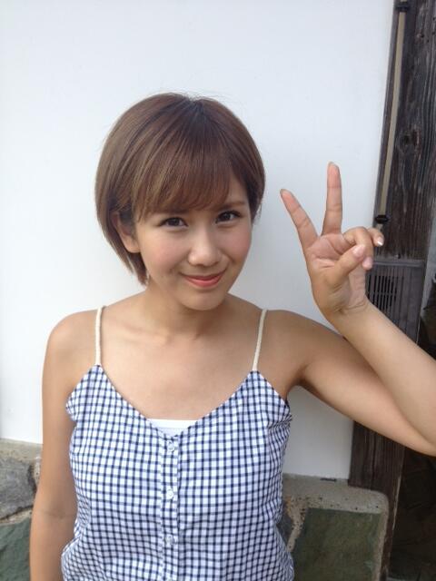 Ute Staff 8月23日発売utb撮影中 続きまして 岡井千聖 C Ute Http T Co 6cgtlsuh2m Twitter