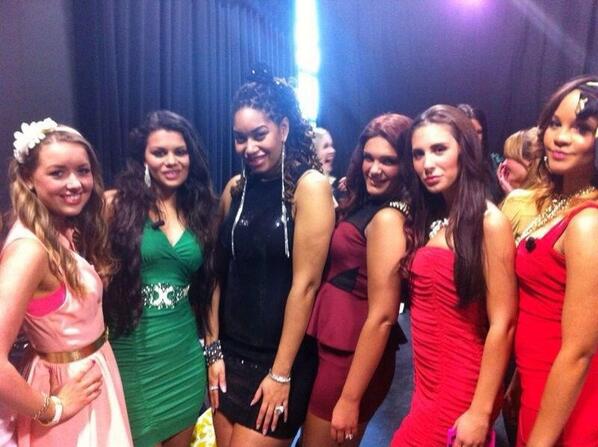 NatasjaTMO's tweet image. Missing my lovely @TakeMeOutBC sisters ❤#TMO #sisters #amazing time @Laura_TMO @RaVelleTMO @AmandaTMO