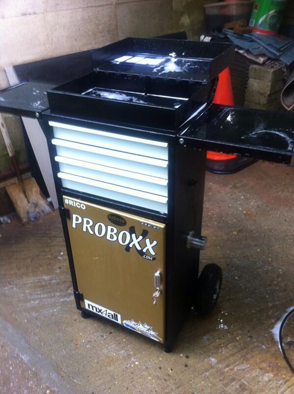 Giving my <a href="/ProBoxx1/">Proboxx</a> a wash down. #toolsneedlovetoo