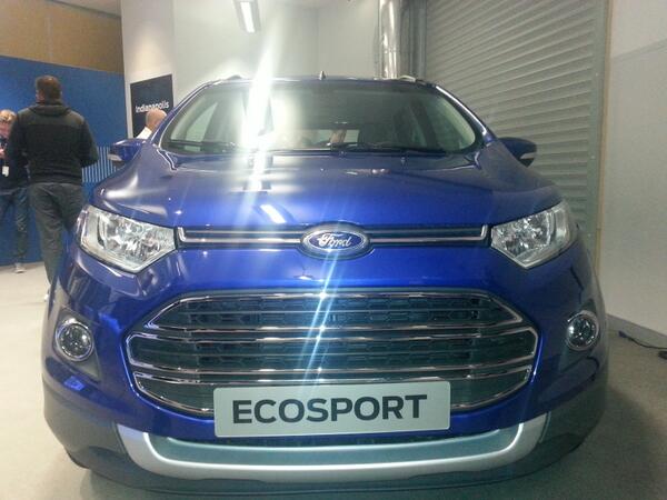 clingham44's tweet photo. #TBC2013 love it. Its whats its all about. :-) U know you love it #TopGear http://t.co/lnqVYRLNls