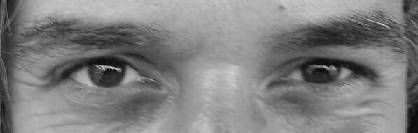jawe's tweet photo. Don't fool yourself girl, it's looking at you #ayayayay http://t.co/S84S4UFGw7