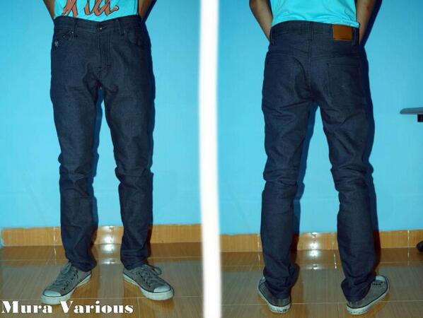 muravarious's tweet photo. Blue dark semi coated 12 oz chainstick slimfit availibel size 28, 30, 32 http://t.co/0ogI7ejykx