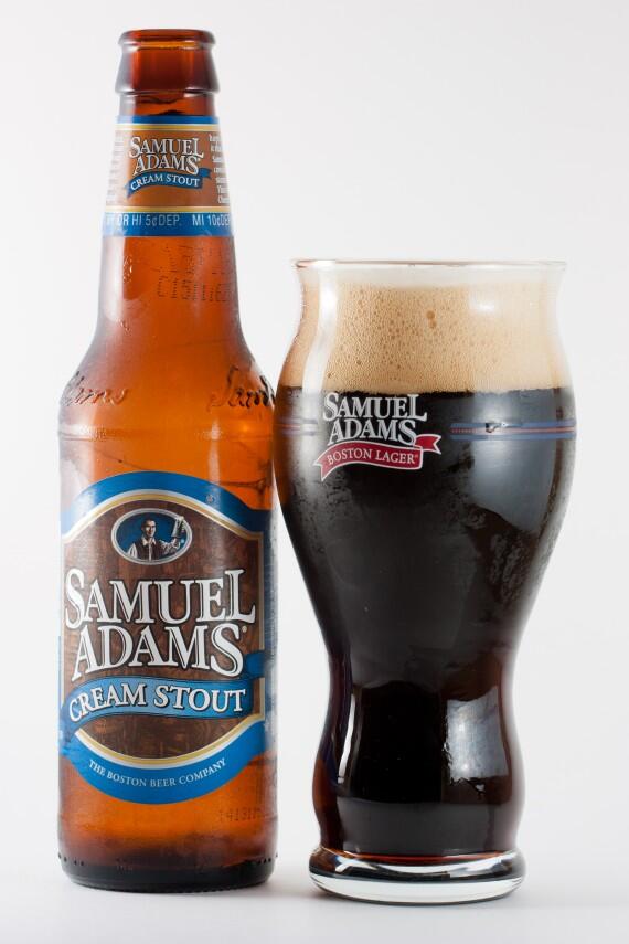 LaInterChalco's tweet photo. Estilo Cream/Sweet Stout 
Fermentación Ale 
Alc.Vol. 4.9% 
Color Caoba/Negro 
País USA 
Cervecería Samuel Adams http://t.co/JE2JpxX6pM