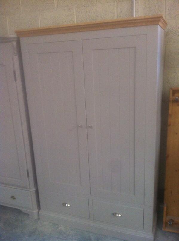 DiscountFurnoUK's tweet image. Amazing high end Wardrobe!!!