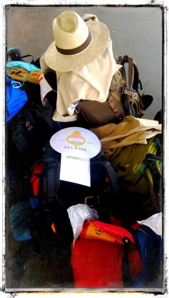 roverArnsberg's tweet photo. Zwischenstopp in Hannover. Weiter gehts nach Hamburg! :-) http://t.co/dX4qerVcwv