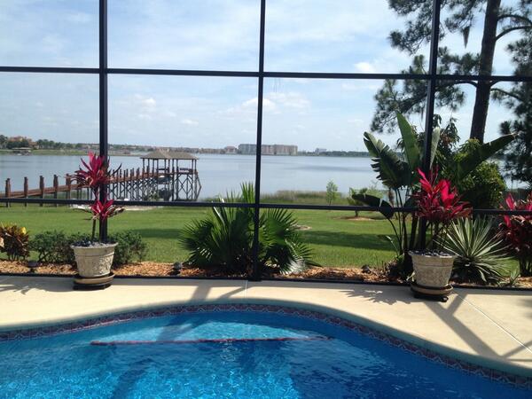 RealtorDeniseFL's tweet photo. View from the "new Winsor Castle" Love Real Estate fairy tales w/Happy "Closings" #lakerealestate #orlando http://t.co/6SH0YSDwpz