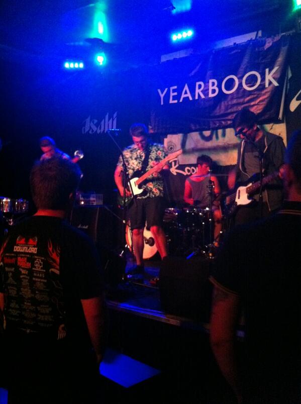 Now <a href="/Yearbookband/">Y E A R B O O K</a> are killing it. This show has been awesome. Such a good lineup. #GU1punx