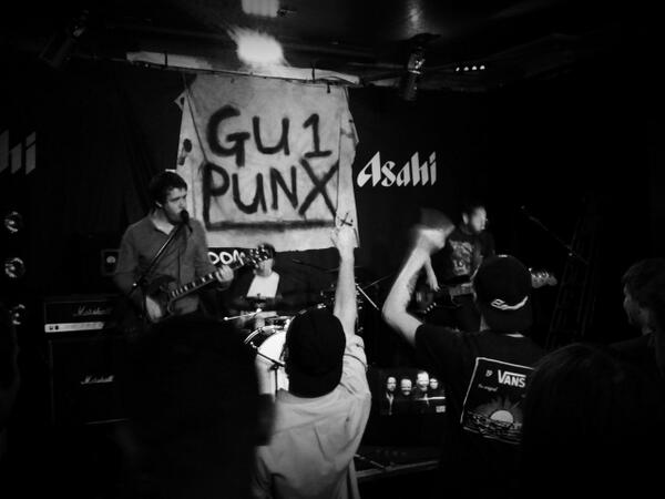 @insurgentsUK at #GU1punx