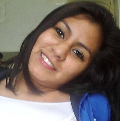 RedSolidaria3df's tweet photo. @CompromisoSolid 17 dias sin Milena, su familia la espera, ayudanos a difundir su imagen..avisanos al 113-133-0975 http://t.co/SkXk1rNMhW