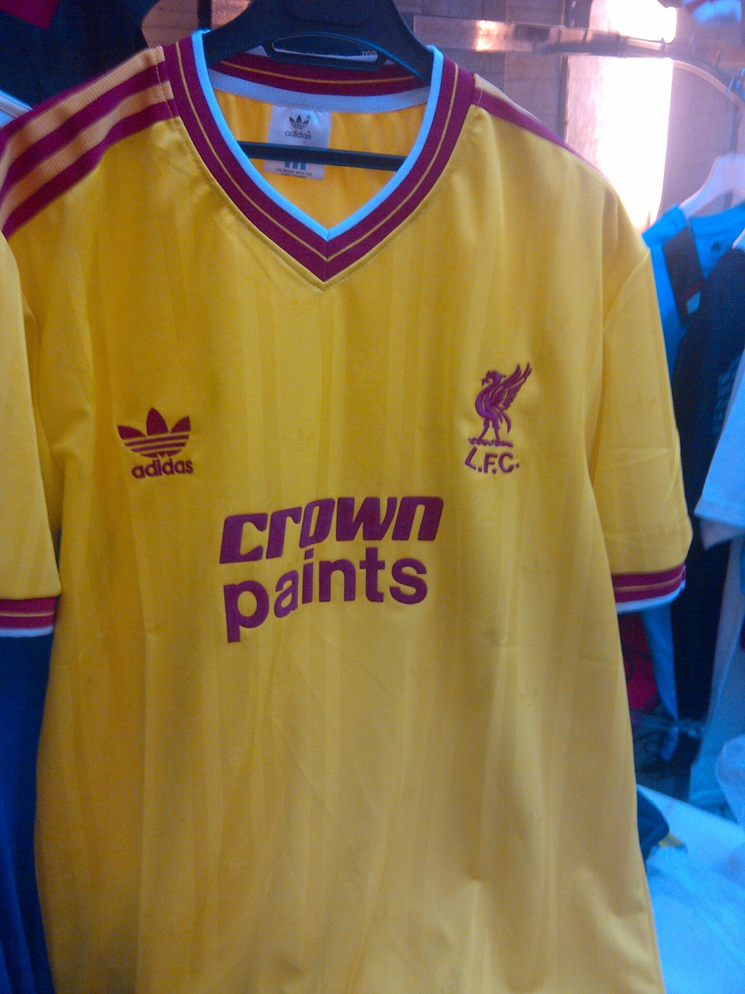 liverpool crown paints yellow