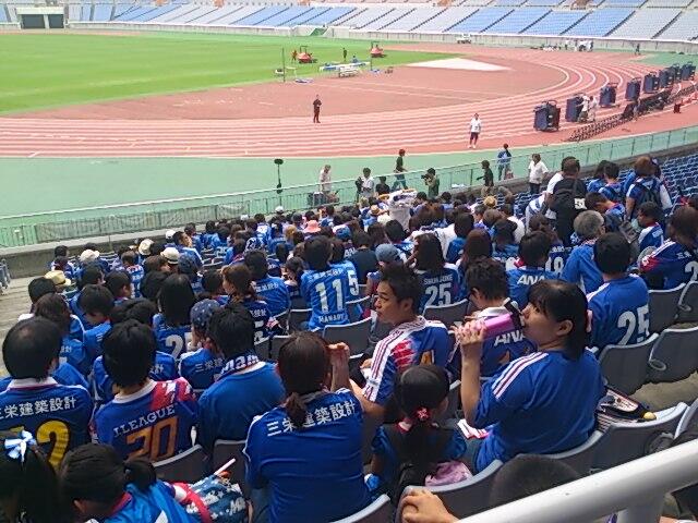 横浜f マリノス 公式 映画 ヨコハマ物語 のエキストラ撮影なう たくさんの方にご参加いただいておりますヽ ノ Fmarinos Http T Co Uy3t6rbs4j Twitter