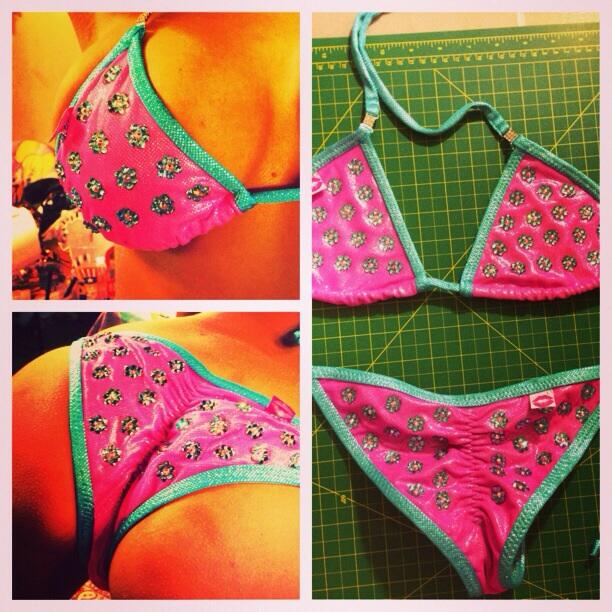 New pink lips bikini http://t.co/RC1UtC0LnL http://t.co/6rdbnRTFuZ