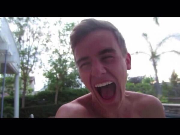 claireO2l's tweet image. awwww