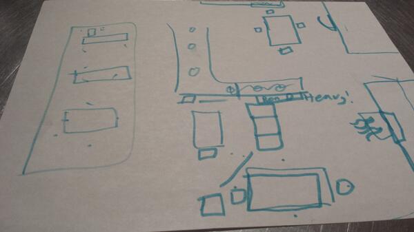 P_Janoski's tweet photo. Floor plan of my house.  #RonyDStacked http://t.co/fECft8slAv