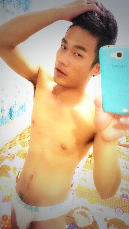 MaxNoteK's tweet image. :-)