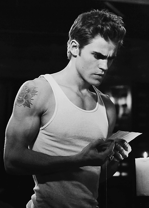 myheropaul's tweet photo. just a friendly reminder that paul wesley is the sexiest man on earth. http://t.co/5VZcTq8Xa7