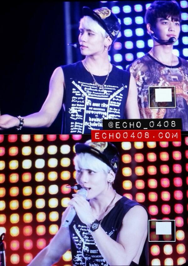 echo_0408's tweet photo. 130731 거제 바다로세계로 - 종현이 뭐먹고 귀여워요???? ㅎㅅ휴... 엉엉어어엉 http://t.co/4Yni6Vuuwi
