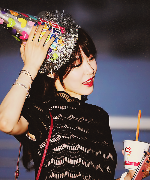 haerinss's tweet photo. #Happy25thPinkMonsterDay http://t.co/7V3WhAklzq