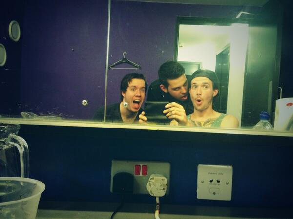 Sitting down for after show coffees! Salisbury, YU SO CIVILISE! X