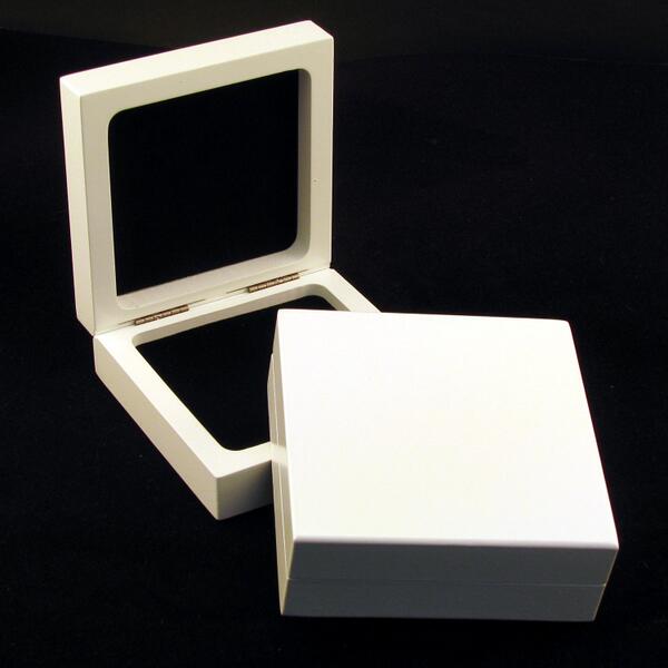 SolidDimensions's tweet image. Store something valuable to you in this sleek box with padded velvet foam on the interior! #Sleek #Supplier #American