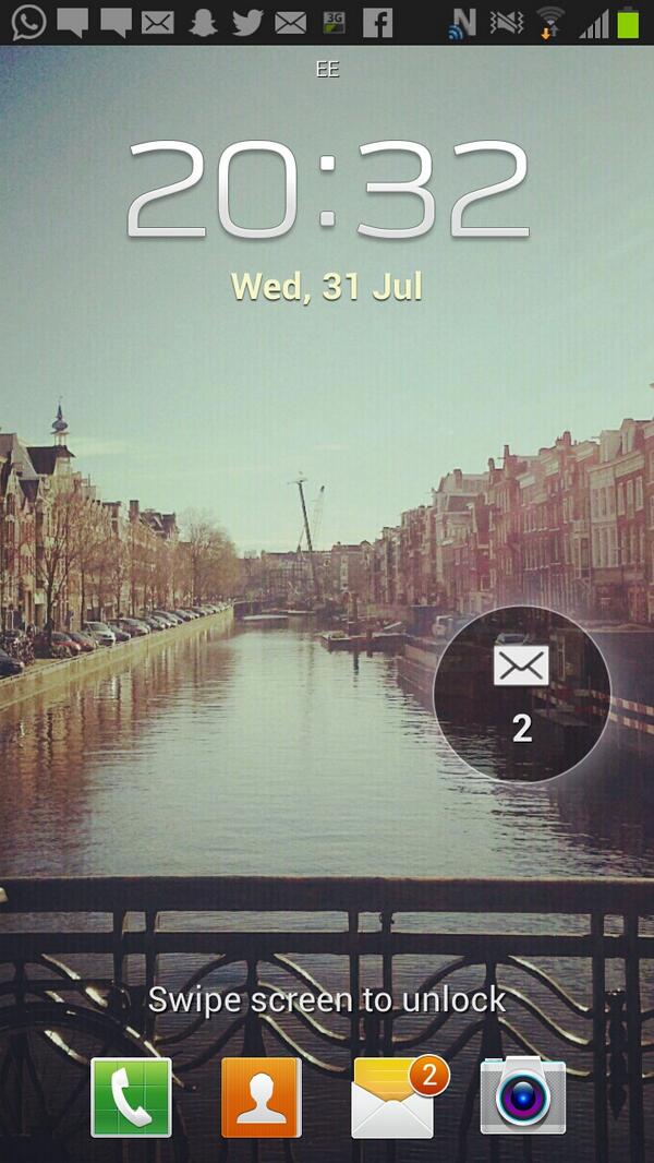 cragy93's tweet image. Phone has blown up #toomanynotifications