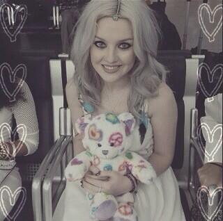 DemiDirectionJB's tweet image. @OhHeyItsAshlee1 it's kinda dark.