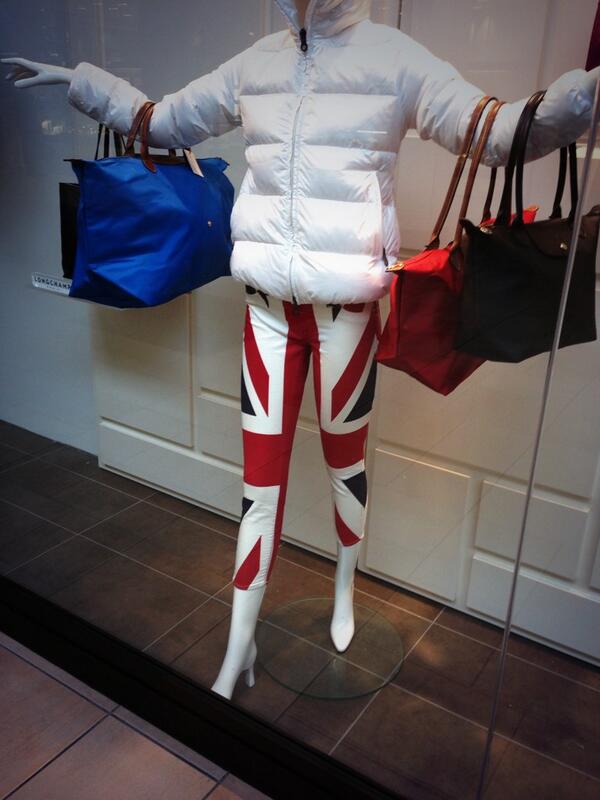 stephaniespring's tweet photo. @MacDaddy1D how do you not own these pants?? #longchamp #obsessed #london http://t.co/u8DNqoiYWr