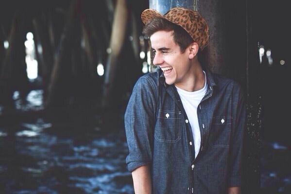 claireO2l's tweet image. #tweetallyourpicsofO2L my husband!!! 😘😍