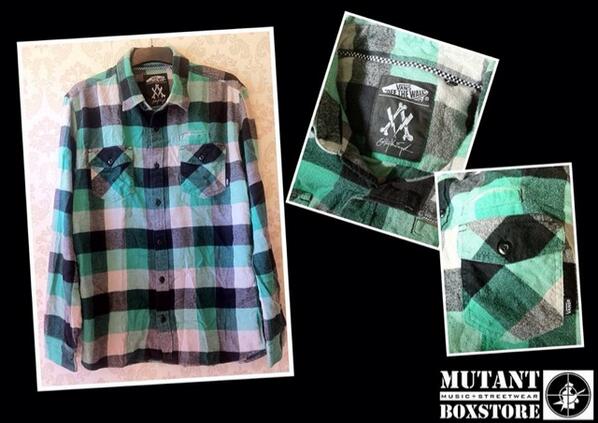 VANS green classic flannel shirt | size L | IDR.235rb | after wash | original sample factory | made in chinna.
