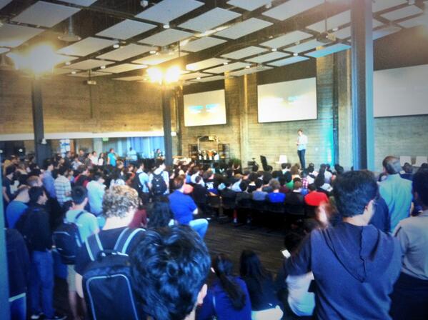 XCareers's tweet photo. Full house at #internopenhouse cc: @TwitterU @terns @aroetter http://t.co/SAGgK1Myjc