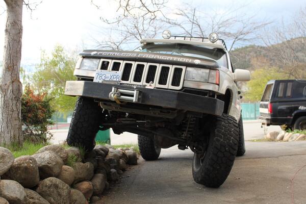 Bteck's tweet photo. After cutting and trimming I now have 35 x 16 x 11.5 BFG KM2's installed http://t.co/4G7HY9dFFJ
