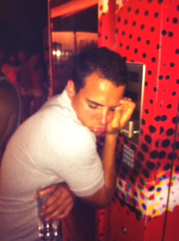danisq03's tweet photo. Este si que es majo @BacarraGandia http://t.co/PzyWsPQflv