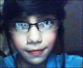 NorelisSofia's tweet photo. Awww yo con lentes jejeje nyaa http://t.co/zawDdaCT1u