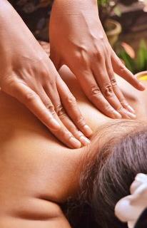 SpaPutriKedaton's tweet image. &amp;gt; Setiap Body Massage GRATIS BONUS Perawatan Ratus V (50rb) *pilih 1 #PromoTHR 1-7 Agustus 2013