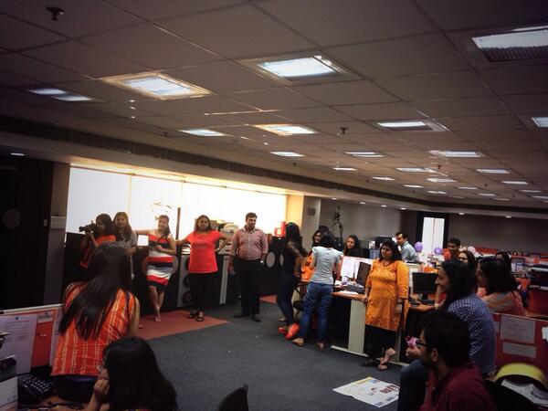 anneshadeb's tweet image. #Text17