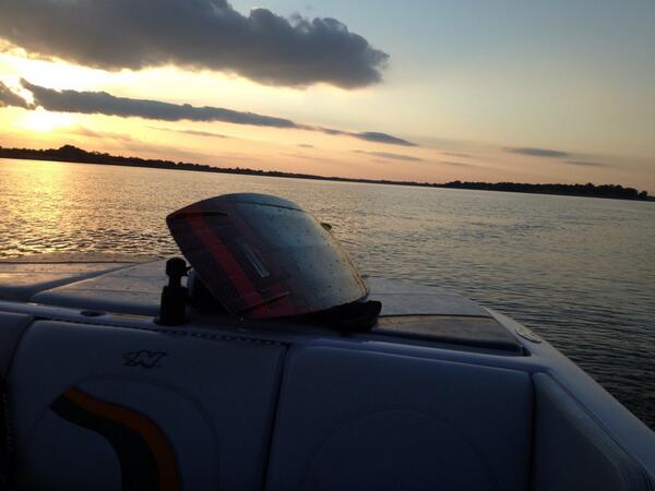 Perfect night on the water.