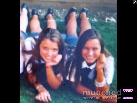 lozzaa84's tweet photo. @SamanthaFaiers @lucy_meck. Beautiful school girls turned into beautiful women x x http://t.co/K98VUn9R8e