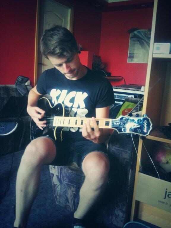 mftfband's tweet photo. @KristapsLogins recording guitar. http://t.co/Ayv9VgWHVO