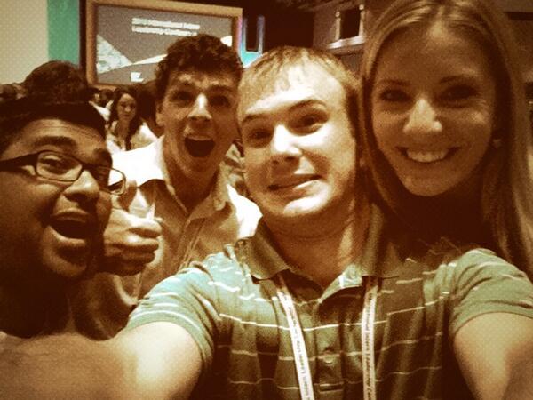 TheBDawes's tweet photo. #Seattleselfie #IILC #EY #BetterWorkingWorld http://t.co/UTTqoOwTvL