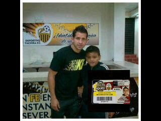 SmithCamargo15's tweet photo. @DvoTachira con el nuevo capitan de mi Tachira del alma #100AbonadosAlaPresentacion #SoyParteDeUnGranEquipo http://t.co/X1IeEuy4mE