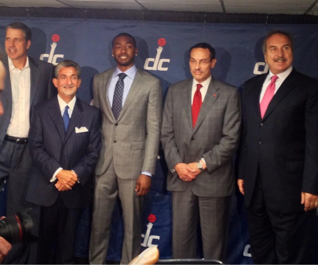 BQmm-QICAAAXHqt.jpg:large