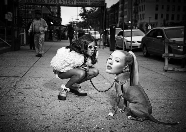 itsrealedgar's tweet photo. @IGGYAZALEA HEY LOOK #Azeleans @AZEALIABANKS ' NEW DOG! :D http://t.co/qzbnvIfHWU