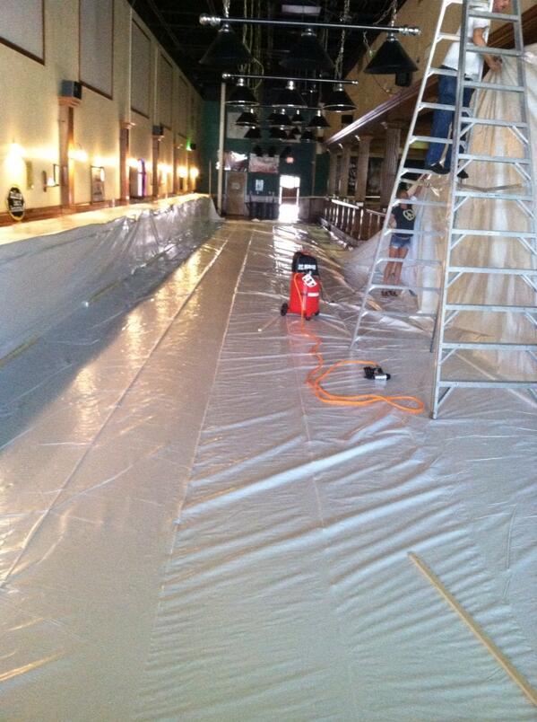 StreetCandi's tweet photo. Wrapping the building for the foam party tonight!!! http://t.co/kkvyqQ4gCI