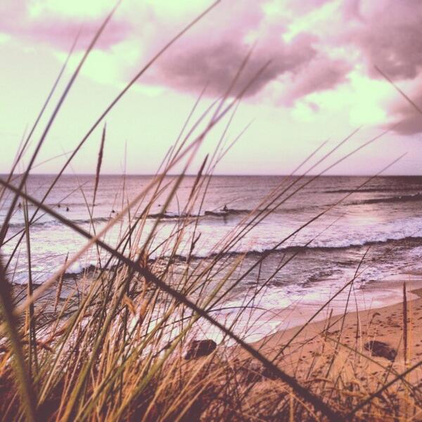 flashmeup's tweet image. Si las olas lo permiten•