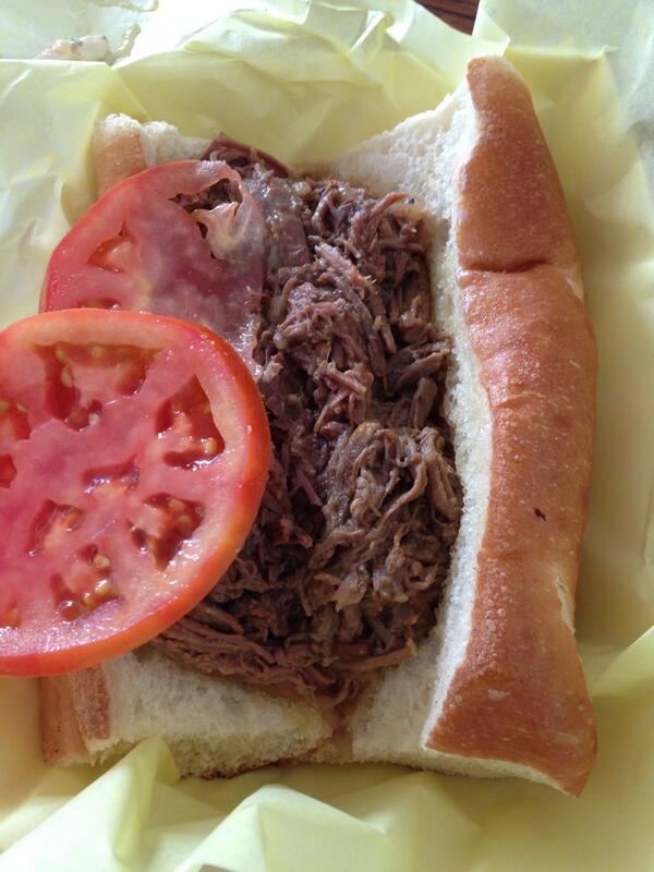 FlyByFoodPark's tweet photo. Take a look at this delicious Roast Beef Po' Boy from @rockn_ricks here at #flybyfoodpark tonight till 9pm http://t.co/wXnfRO8Tph
