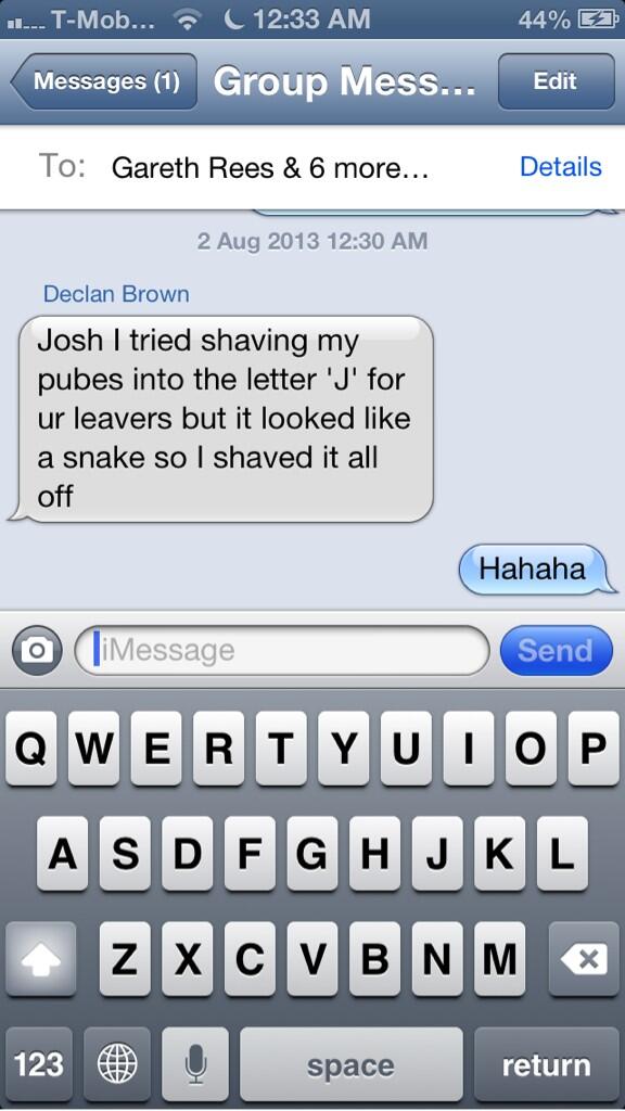 JoshWhite_10's tweet image. 😂😂😂 well @DeclanBrown18 nice gesture 😂 #CleanOff