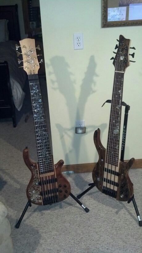 Dinga0's tweet image. My 2 new 7 string basses #GettingMoreDone