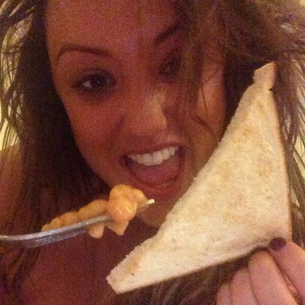Charlottegshore's tweet image. Lets all have a TOAST because let's face it, it's BEAN great #Punasaures #PUNIZMO